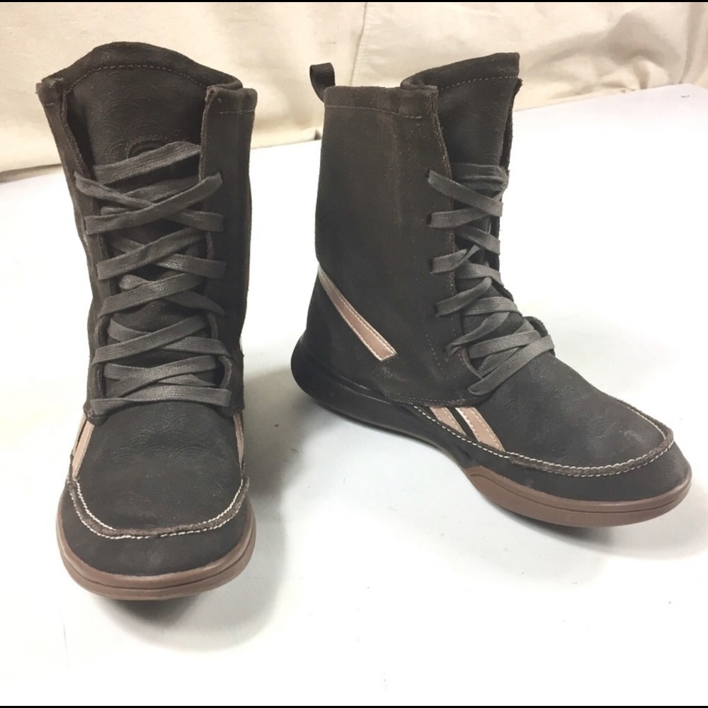 Reebok easy tone thinsulate boots